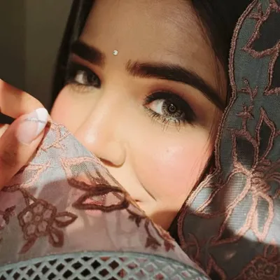 Rashi Jain 🤍|Content Creator profile