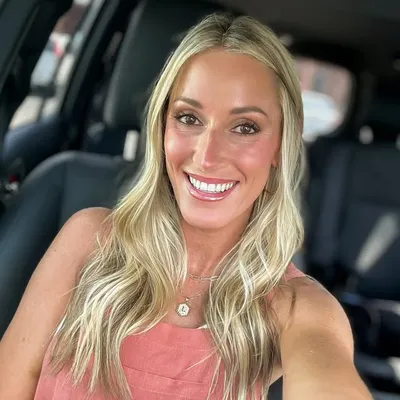 Jen Bruntlett profile