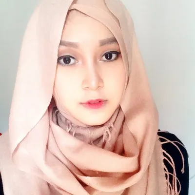 Fatma gahinsya profile