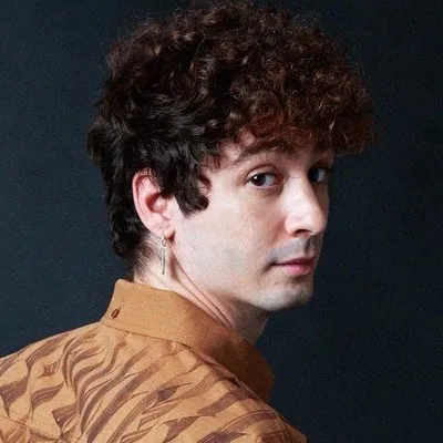 Lorenzo Ostuni profile