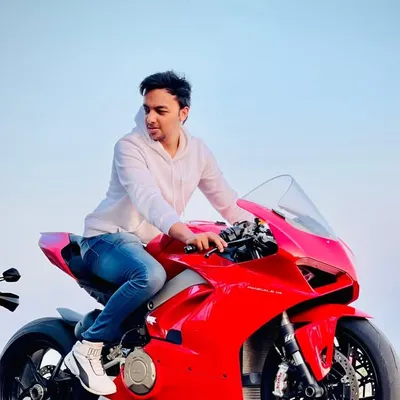 Fayed Khan profile