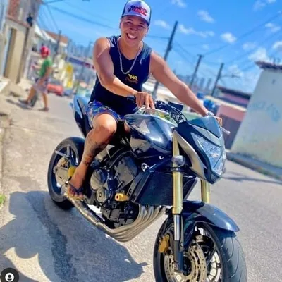 LUCAS MOTOVLOG profile