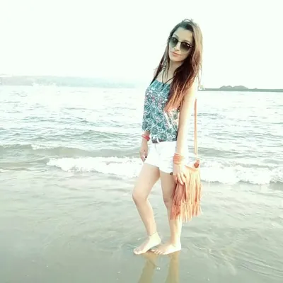 Nidhi Vashist profile