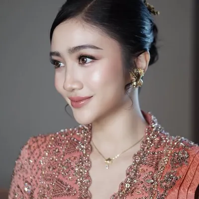 Febby Rastanty profile