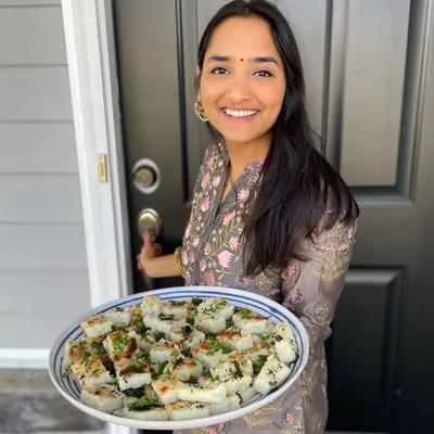 Meeta | Feeding The Thakars🧿 profile