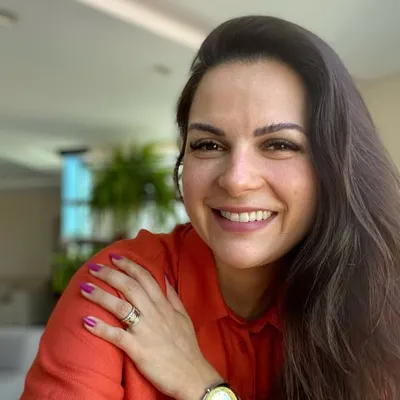 Fernanda Righi profile