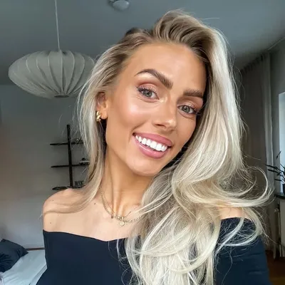 FELICIA CASTRO profile