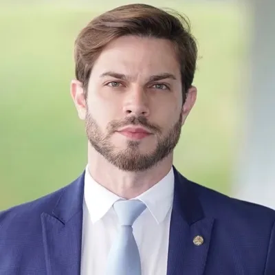 Felipe Becari profile