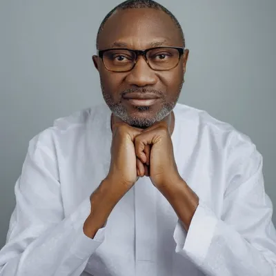 Femi Oteđź’˛ profile