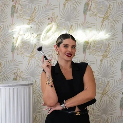 Fer Camarena makeup profile