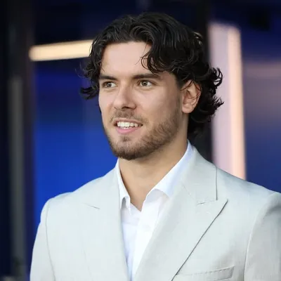 Ferdi Kadioglu Official profile