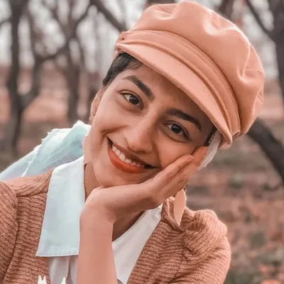 Farnaz Shenavar 👒 profile
