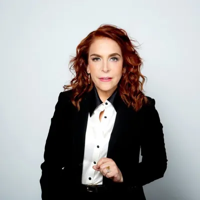 Fernanda Familiar profile