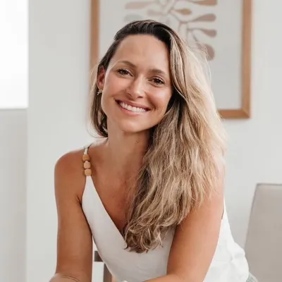 Fernanda Scheer profile