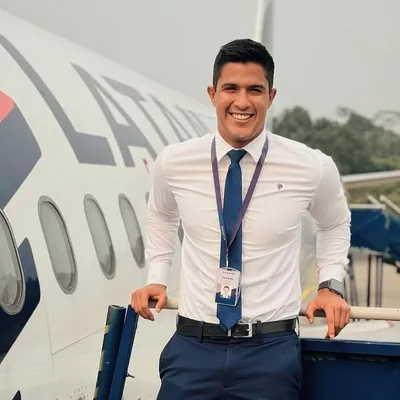 Fernando Arango profile