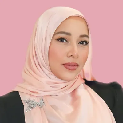 Ferra Rossa • Beauty Entrepreneur profile