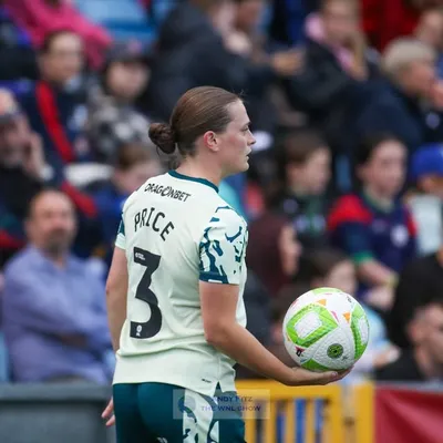 Ffion Price profile