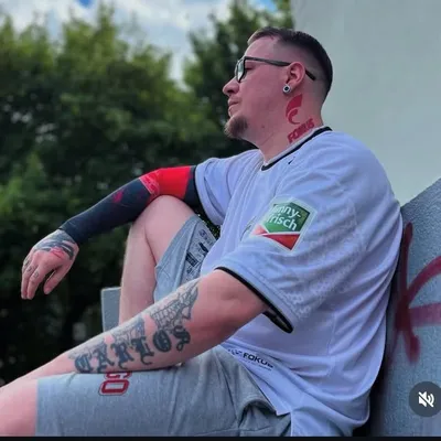 Carlos Summer profile