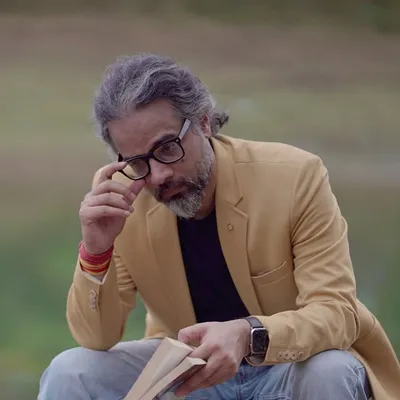 Dr Vishal Chaturvedi profile