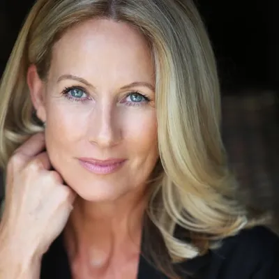 Fiona Pemberton CLASSIC MODEL profile