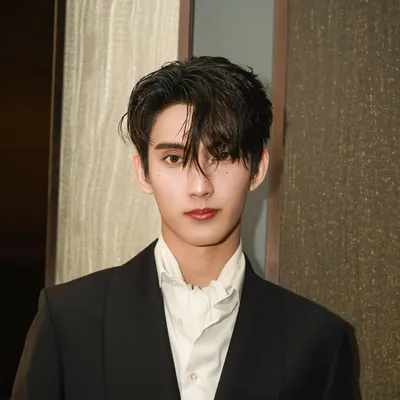 Chalongrat Nobsamrong profile