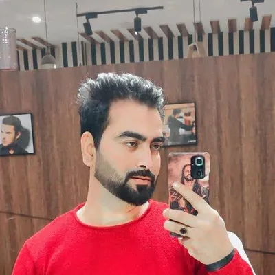 Malak Azaan Khan profile