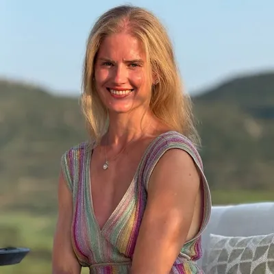 Olesya | Transformational Yoga | Munich profile