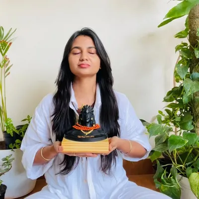 Priyanka Tibrewala : Sound Healing | AURA Cleaning profile
