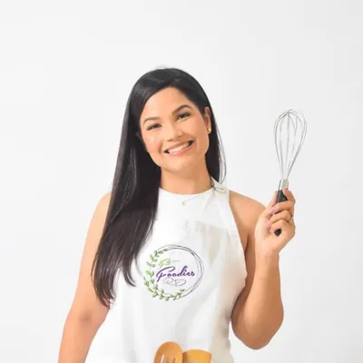 Devi Salazar profile