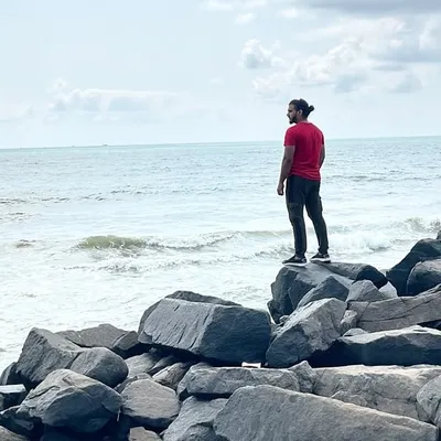 Vignesh P Selvam profile