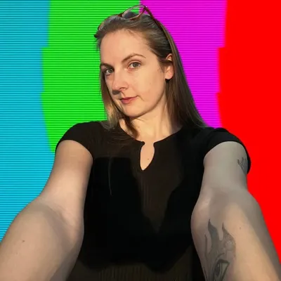 sarah hanlon profile