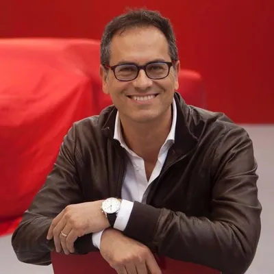 Flavio Manzoni profile