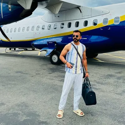 abhishek profile