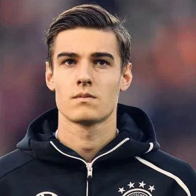 Florian Neuhaus profile