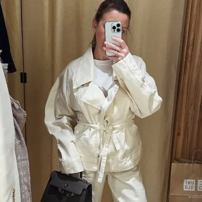 Flo Ackermans Figus Diaz profile