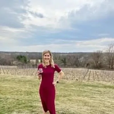 Lauren / Vegan Food Blogger profile