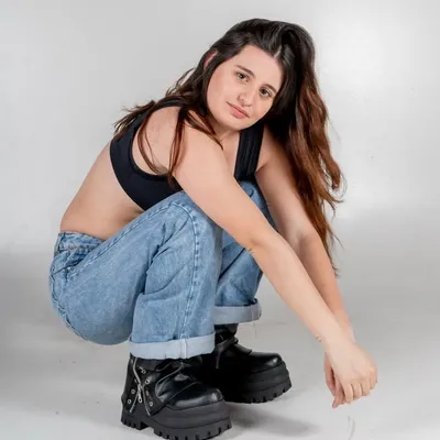 Flor Torres 🧸🖤 profile