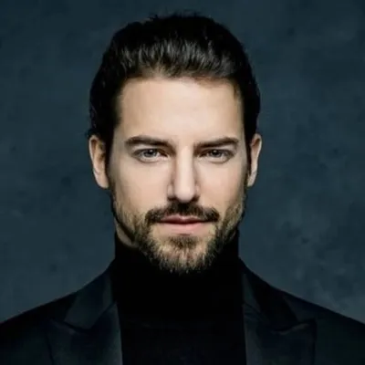 ғʟᴏʀɪᴀɴ ᴍᴏʟᴢᴀʜɴ profile
