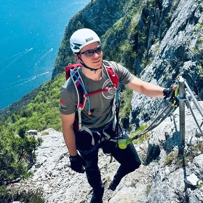 Florian Schneider profile