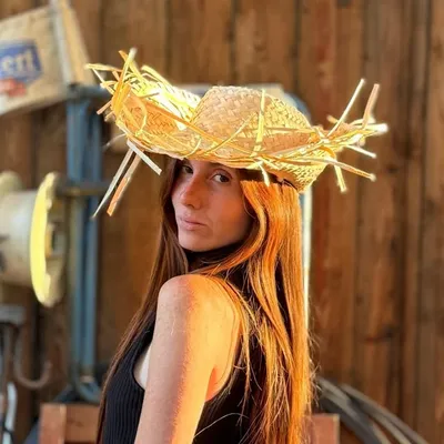 FLOR SANTIN profile
