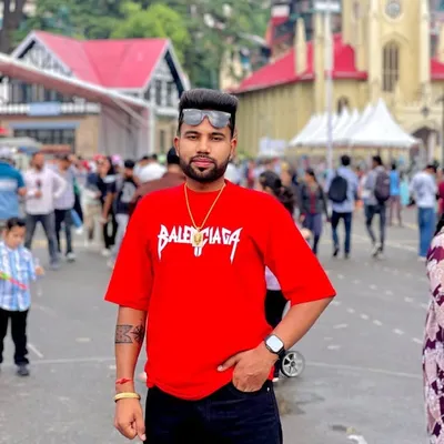 fnKy AbHi profile