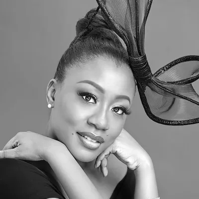 Author|Coach|Exec|Speaker profile