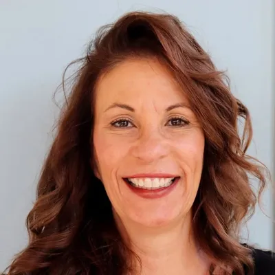 Jenn Van Vallis -Bright Food Blogger profile