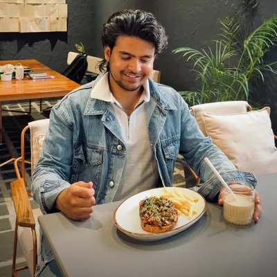 Rishi Praveen | Foodguyrishi 🍔🍟🍕 Instagram profile photo