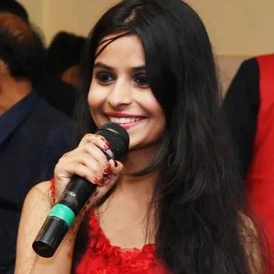 Yashi khare profile