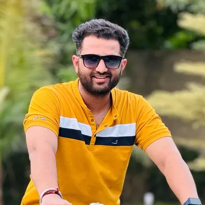 Pratik Dave profile