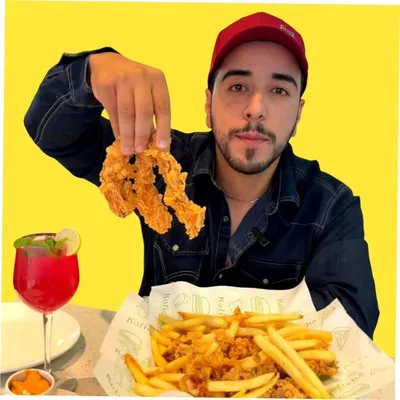 Foodie Zubair (KASHMIRI🍁🍁) profile