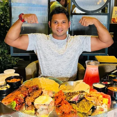 foodie_muscle_man profile