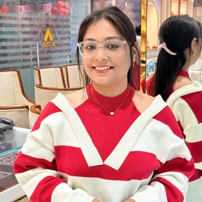 Niharika Singh || Food Influencer || Prayagraj profile