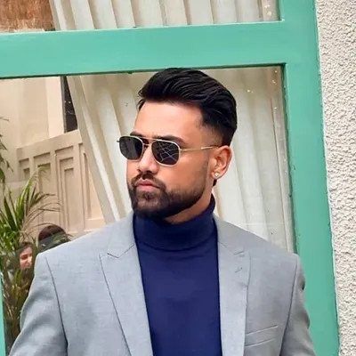 Alok Jha profile